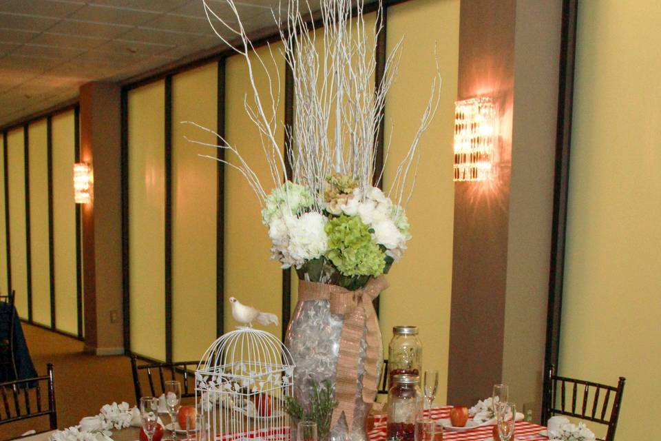 Table Set-up Pocono Palace