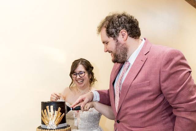 Cake cutting