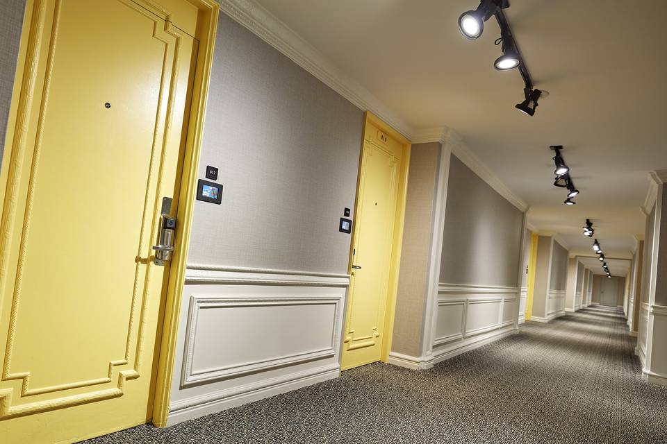 Guestroom corridor
