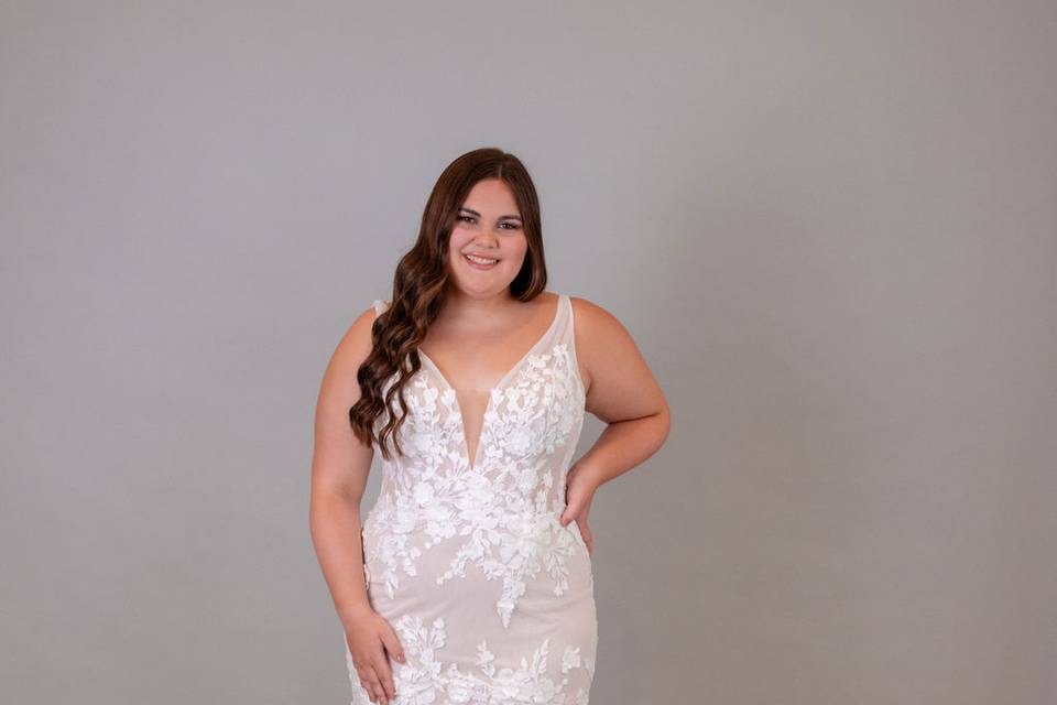 Plus Size Bride