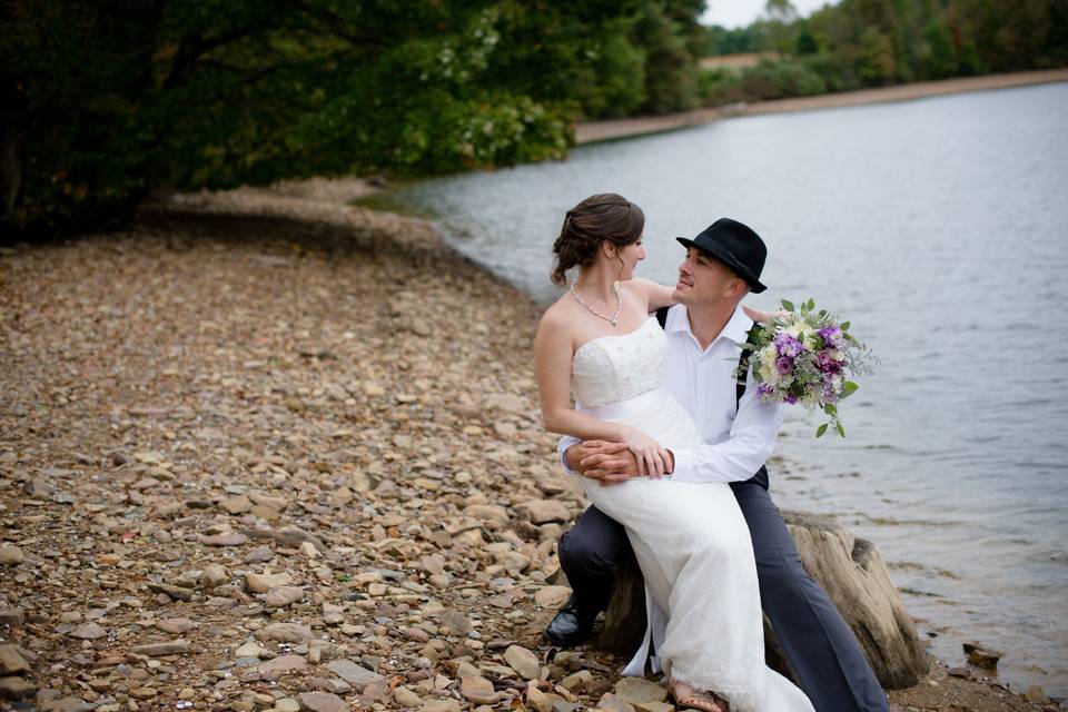 Couple photo by the lake