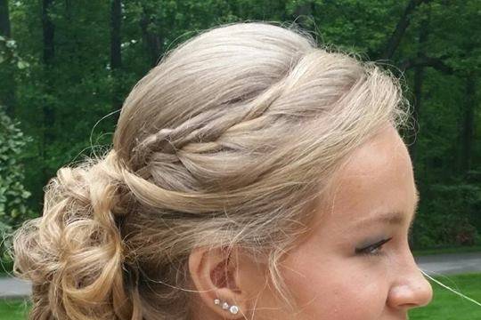 Steel Magnolias Salon & Boutique