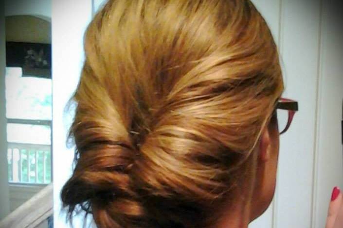Steel Magnolias Salon & Boutique
