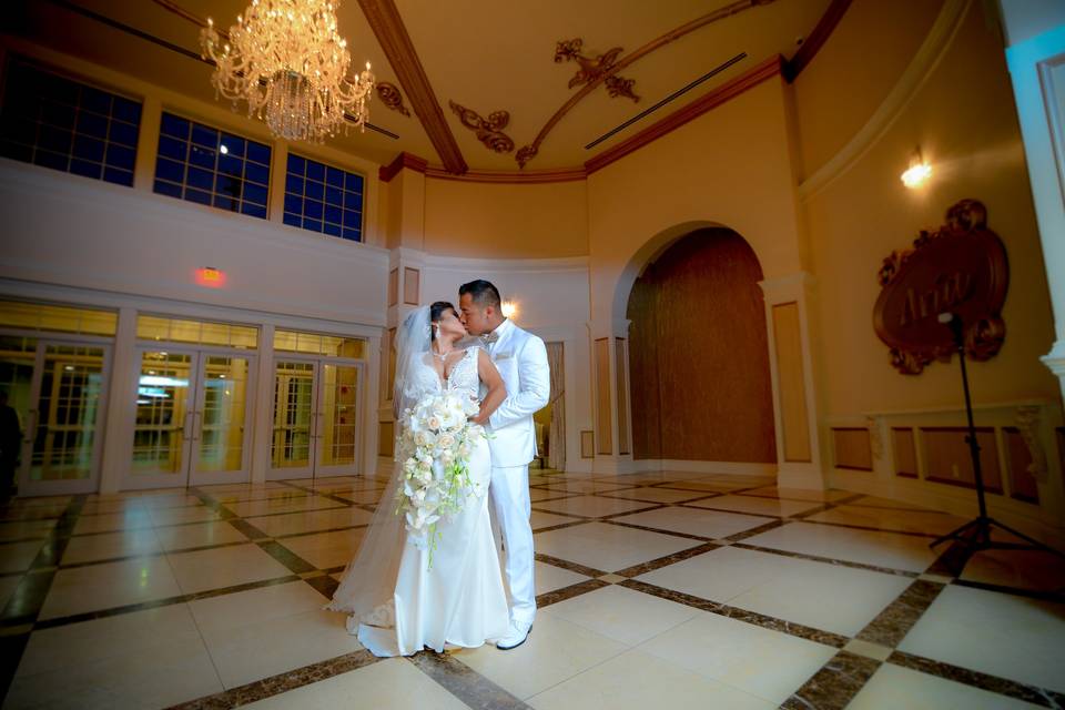 E A Weddings