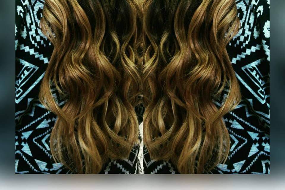 Beach wave curls