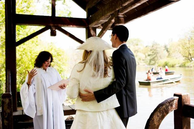 French+English Weddings by Reverend Monique