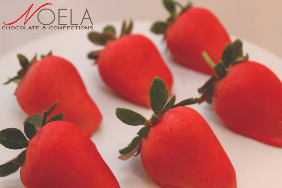 Noela chocolate and confections