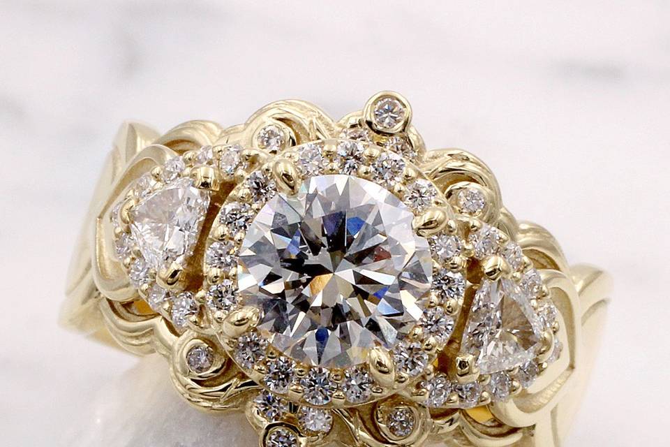 Decorative engagement ring