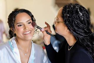 Yabely Abad Hair & Makeup Stylist