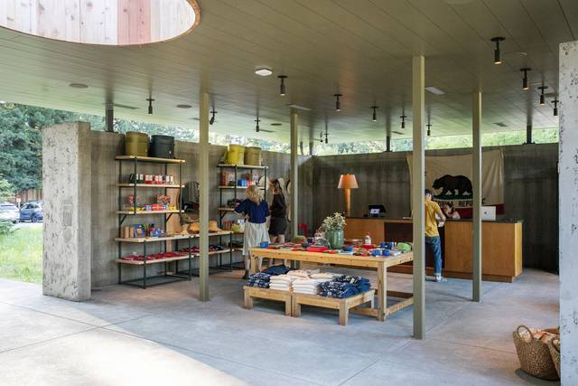 Lobby/reception