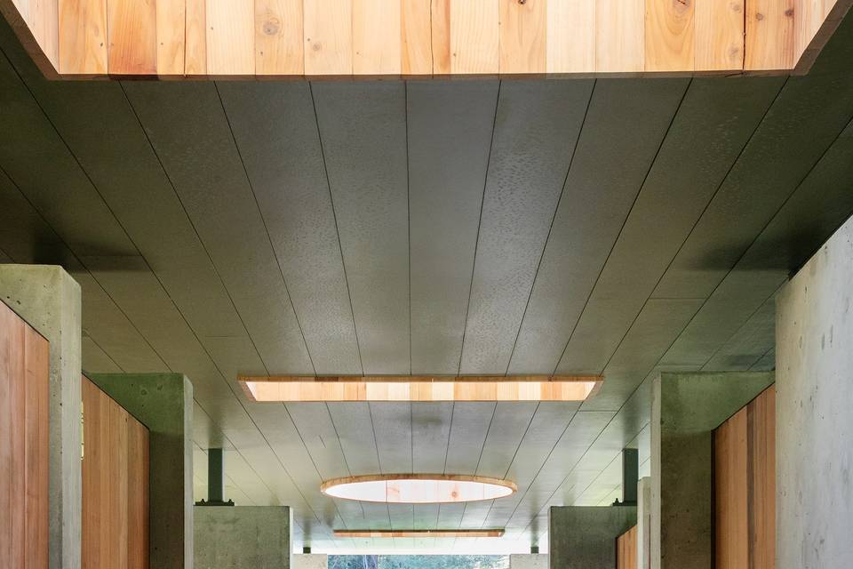 Restrooms/Showers