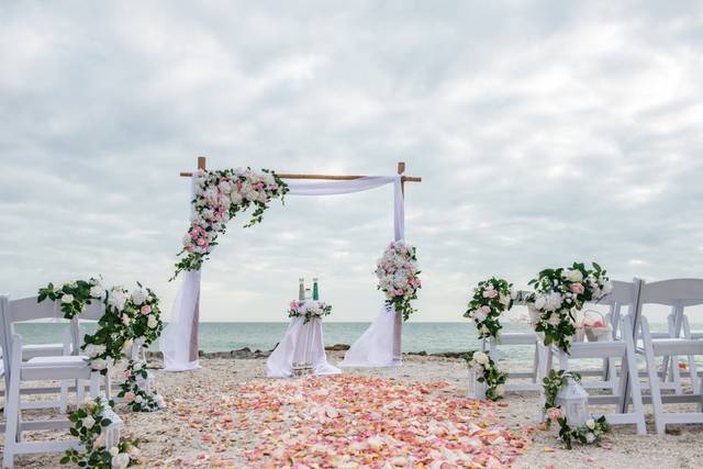 Florida beach wedding planner