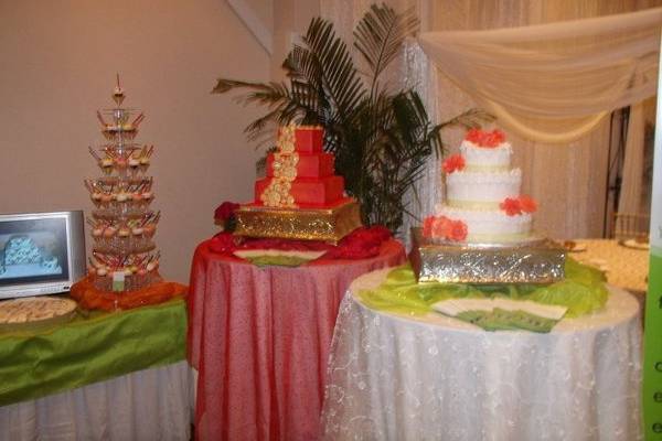 The Cakebox Bahamas Booth display at 23rd Bahamas Bridal Show, March 2011.