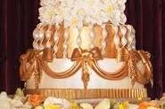 White and gold wedding cake