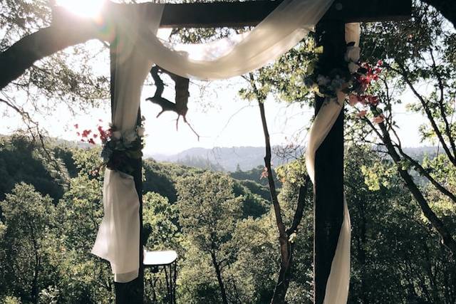 Heartfelt Vows Ceremonies