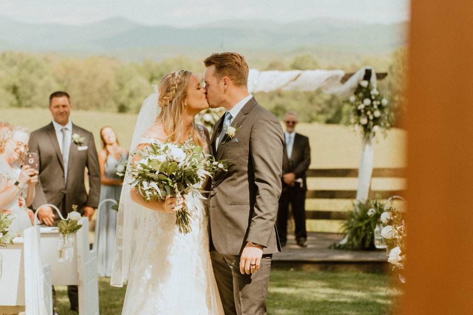 Summit Farm Weddings