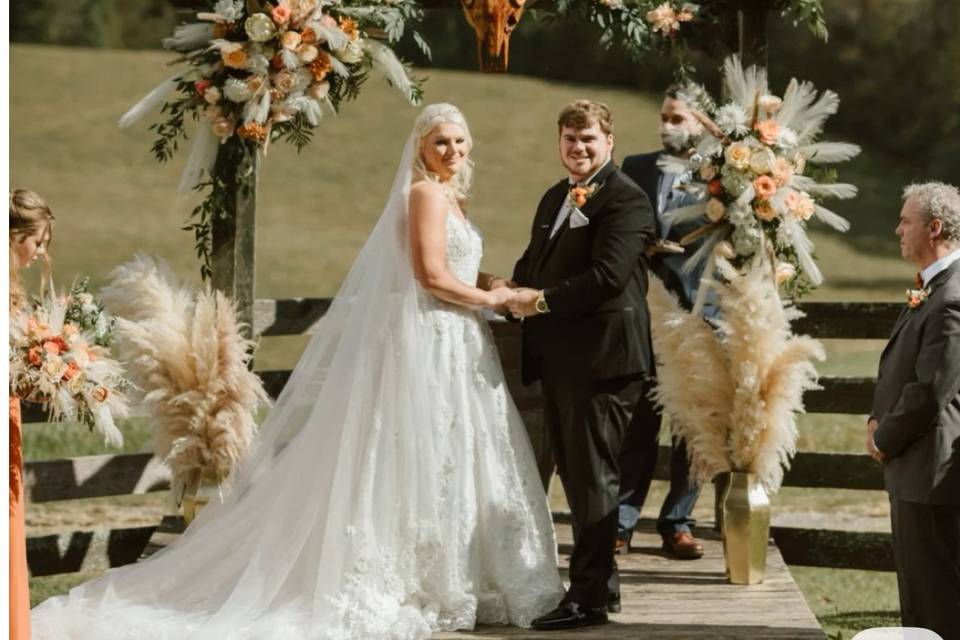 Summit Farm Weddings