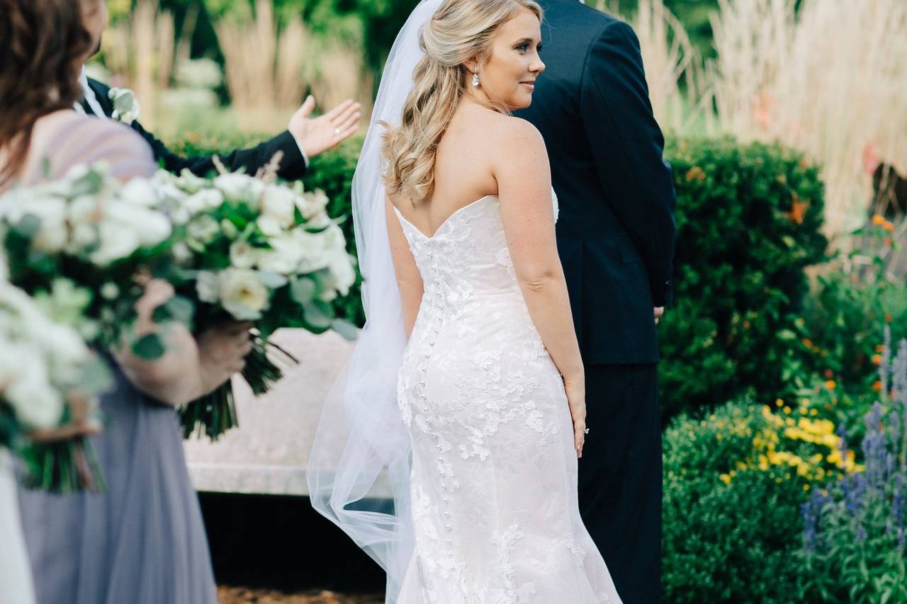 White Swan Bridal - Dress & Attire - Vienna, Va - Weddingwire