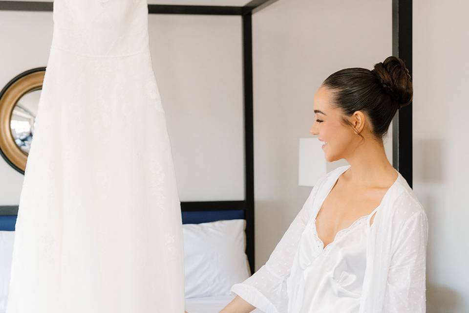 Wedding dress