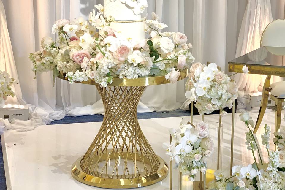 Garden Centerpiece