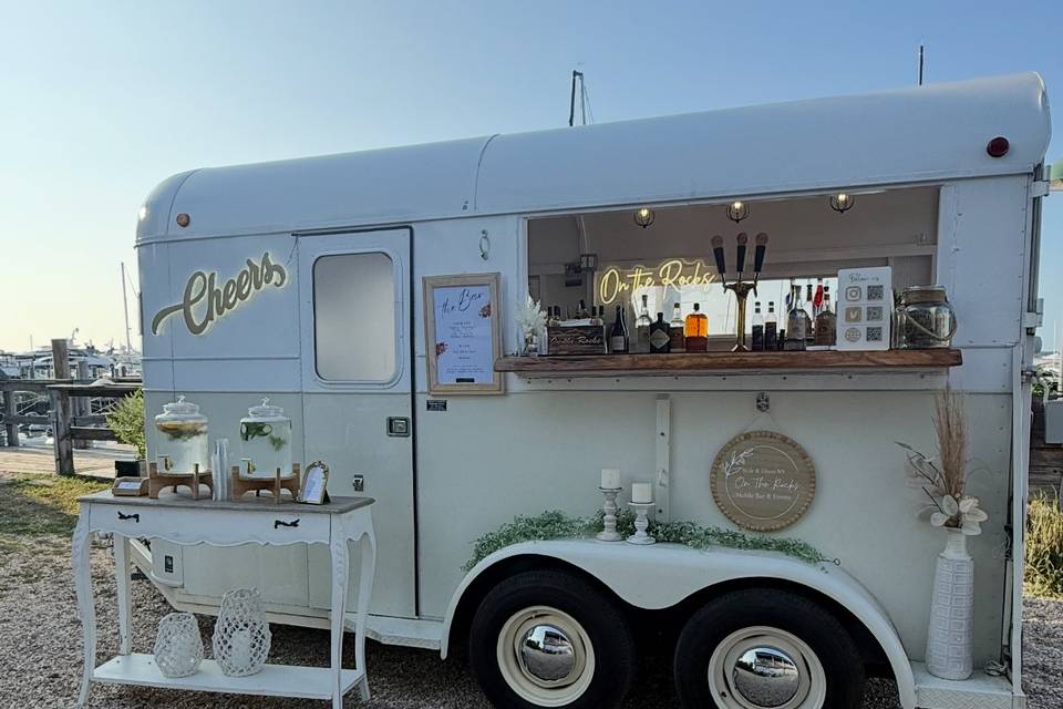 Mobile Bar Horse Trailer