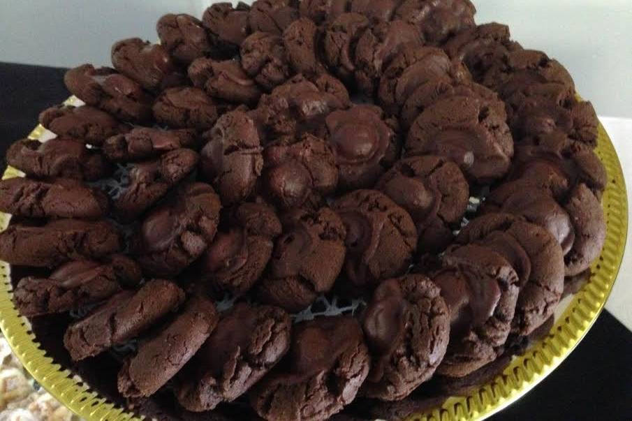 Chocolate Covered Cherry Cookies