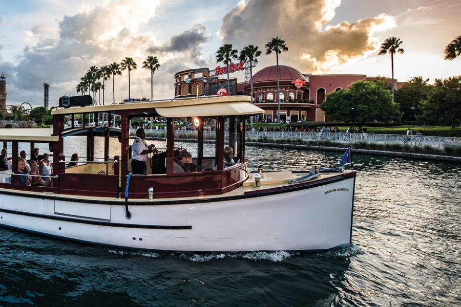 Citywalk & Water Taxi