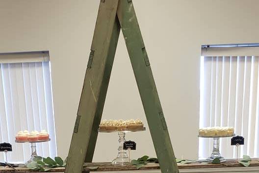 Wedding cake display