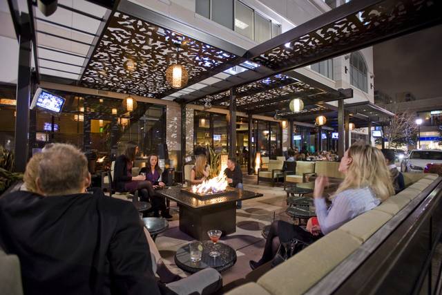 McCormick & Schmick’s Seafood & Steaks