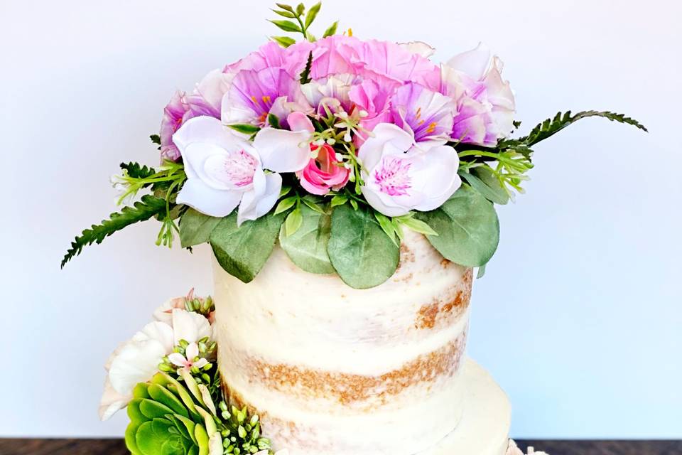 Two tier wedding cake