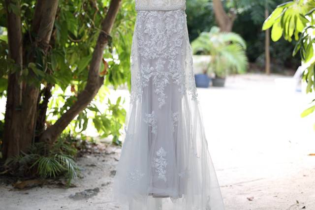 Dress-palm-trees