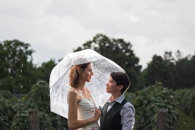 Queer-wedding-naples-ny