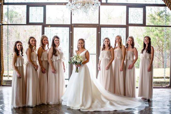 The bride with her bridesmaids