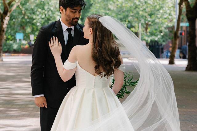 Wedding makeup and hairstyle