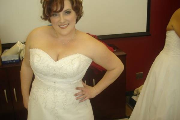 Bridal Show Jan 2012 at VA
Total 12 Beautiful Models .
Loved work with each of them .
