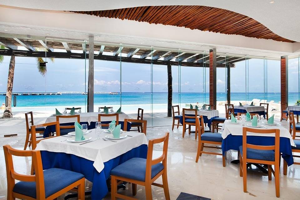 Grand Park Royal Luxury Resort Cozumel