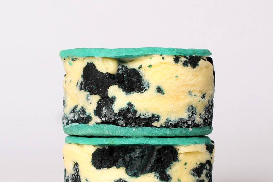 4 oz Blue Velvet