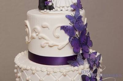 Interracial cake topper