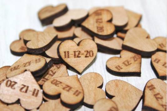 Date Heart Confetti For Tables