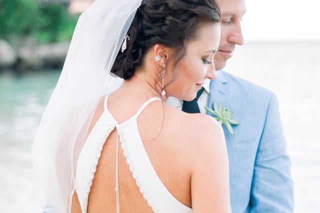 Body Jewelry on wedding day