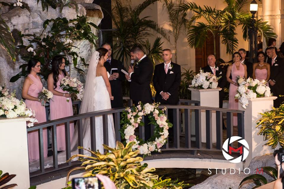 Wedding ceremony on the bridge