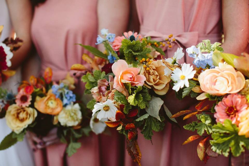 Bridesmaids bouquets