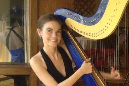 Dr. Vanessa Sheldon, harpist