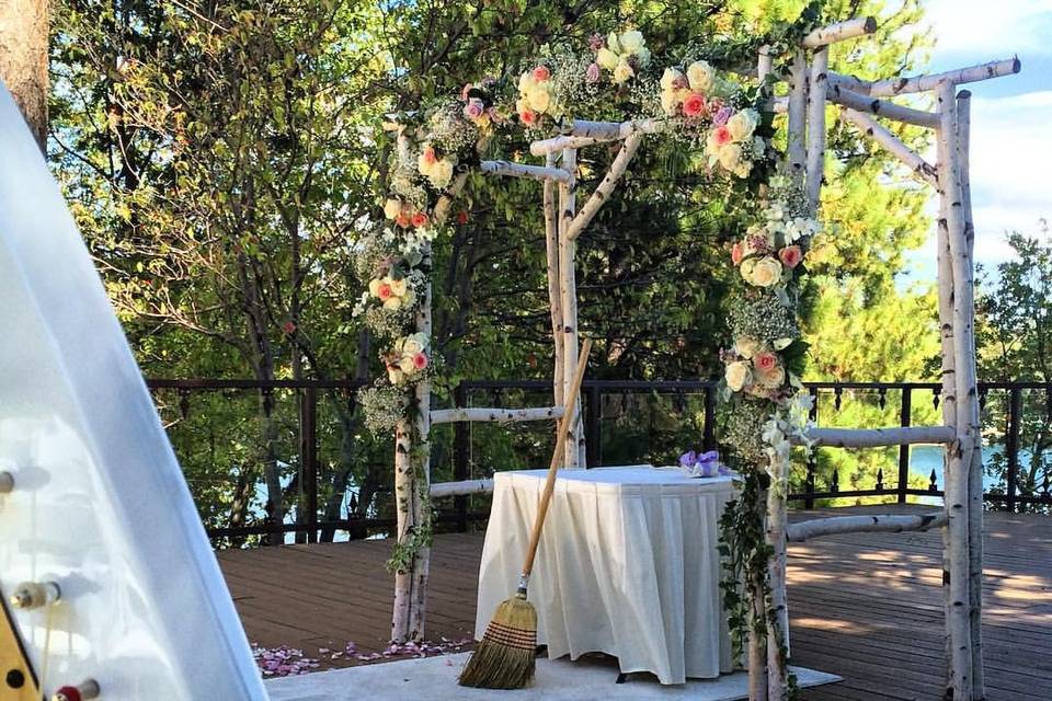 Wedding altar