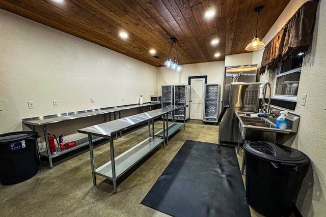 Caterer's Kitchen 2