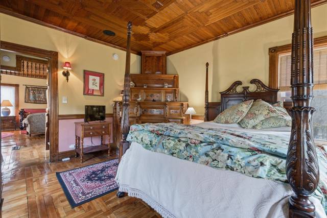 First floor bedroom .jpg
