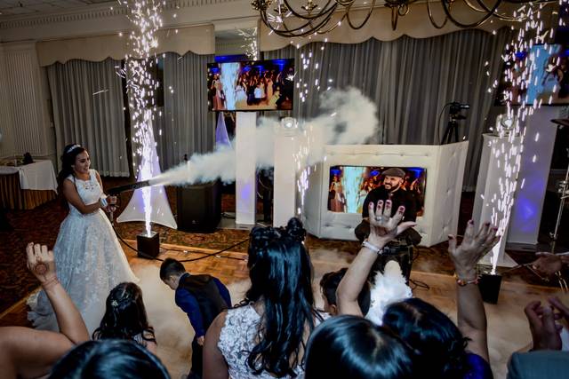 TWK - Latin Wedding DJs