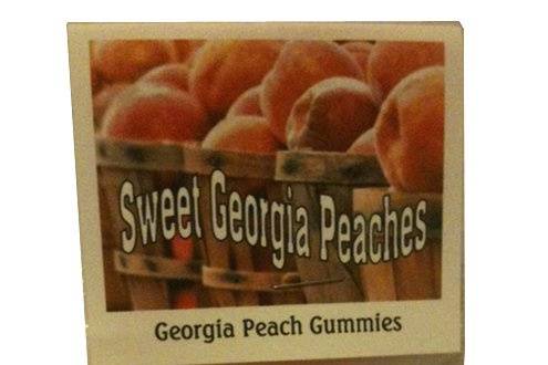 Gummi peaches are a fun addition to your wedding and can be presented in an organza bag, favor box or with a custom label.
