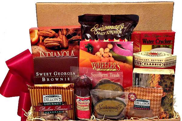 Always an elegant presentation, our Sensational Suede gift basket presents our finest Georgia foods in a keepsake faux suede box with lid.