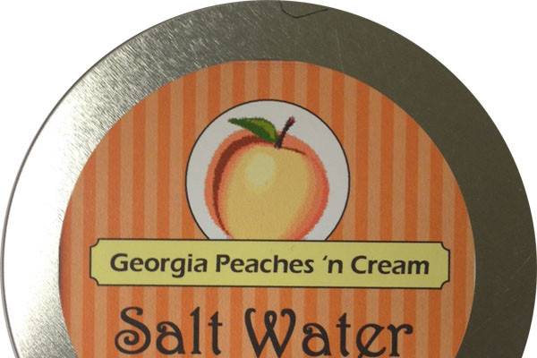 A nostalgic addition to your wedding welcome bags, our Peaches 'n Cream salt water taffy is a real treat!